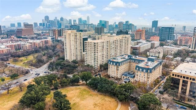 Building Photo - 3225 Turtle Creek Blvd Blvd