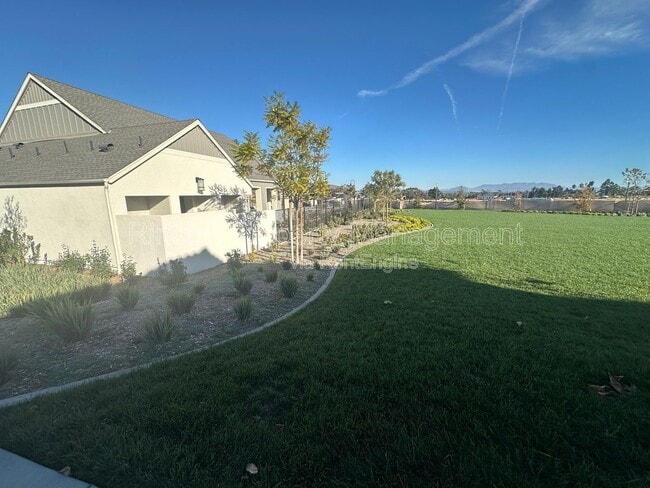 Building Photo - 97 S Nevada Ave