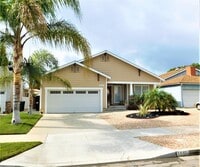 Building Photo - 1441 N Naomi St