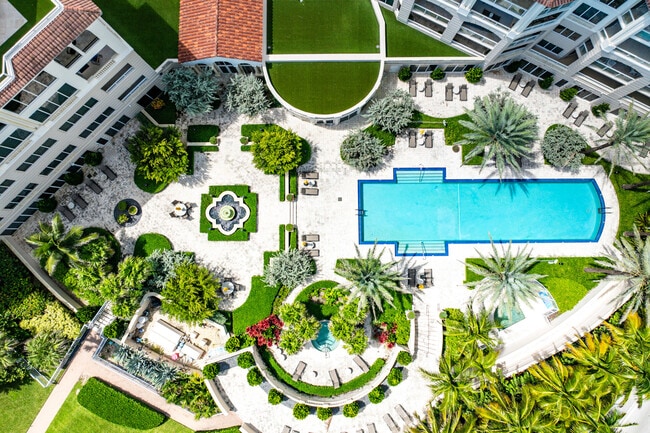 Building Photo - 3000 S Ocean Blvd