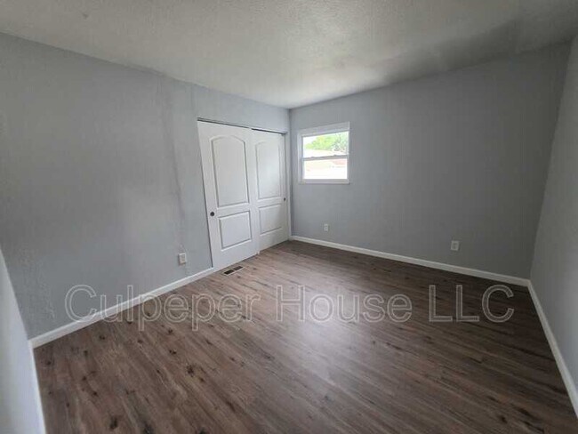 Building Photo - 3414 Forest Grove Dr