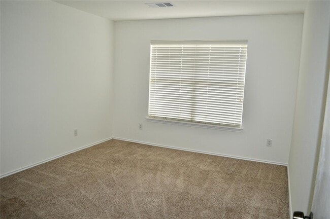 Building Photo - 13 Verde Ranch Loop