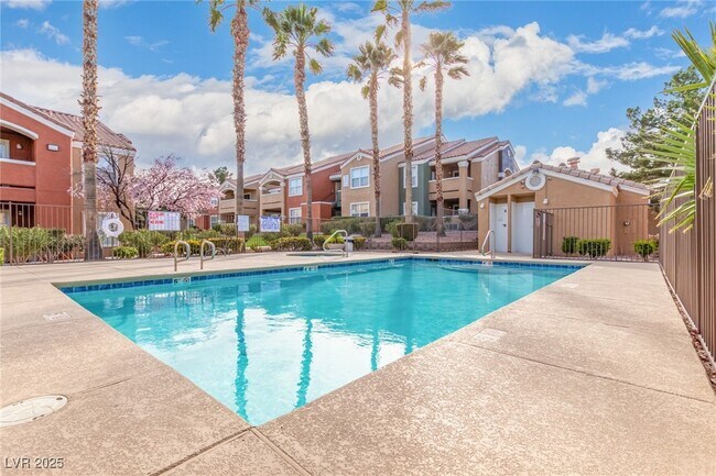 Building Photo - 8101 W Flamingo Rd
