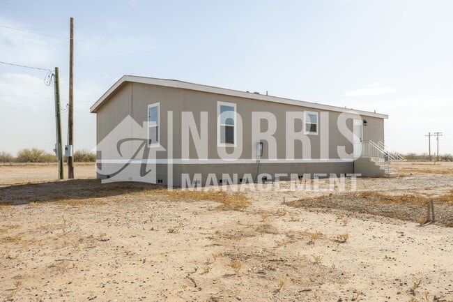 Building Photo - 17727 W Salvatore Ln