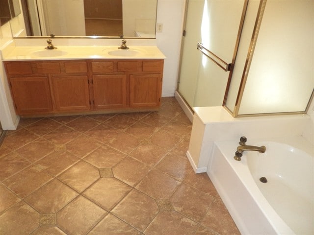 Building Photo - 1214 E Artesian Way