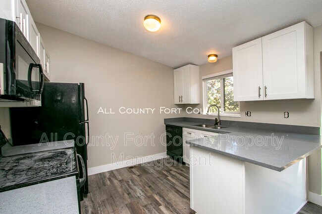 Building Photo - 774 S Edinburgh Dr