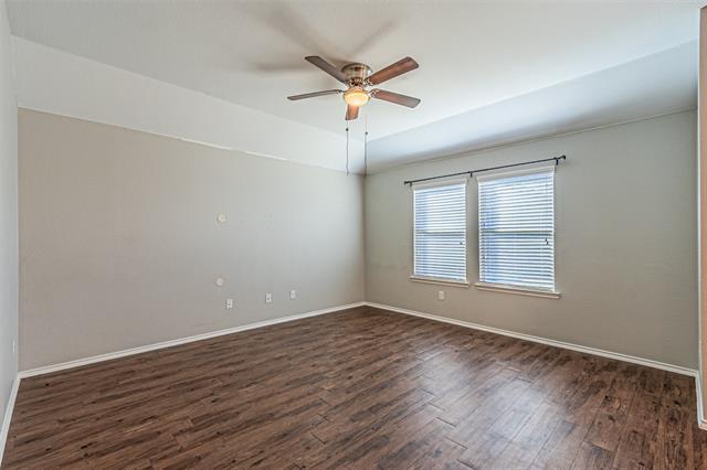 Building Photo - 1202 Pampa Grass Dr
