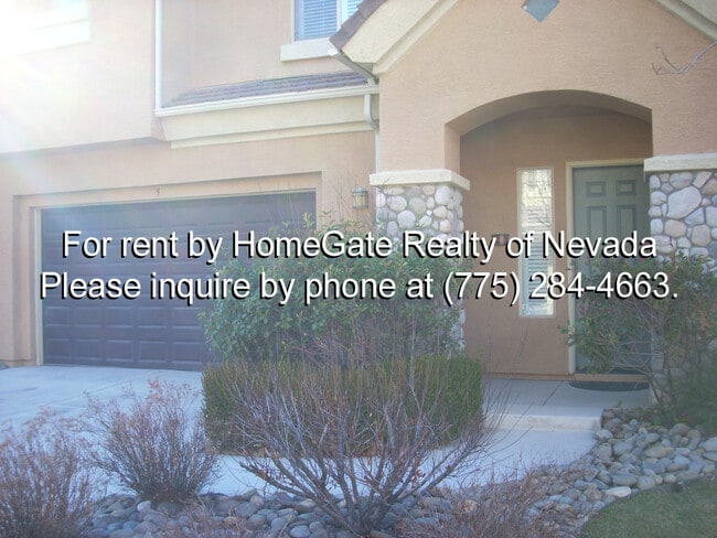 Building Photo - Beautiful Fleur de Lis townhome, Gated Community!