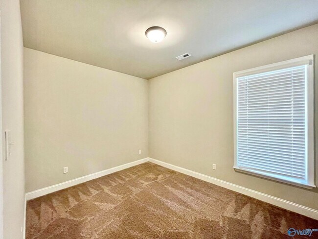 Building Photo - 12821 Hudbug Dr