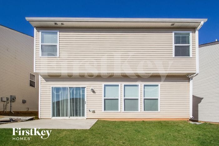 Building Photo - 731 Mountain Laurel Dr