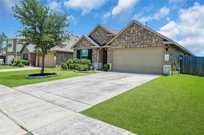 Building Photo - 23723 Giardini Dr