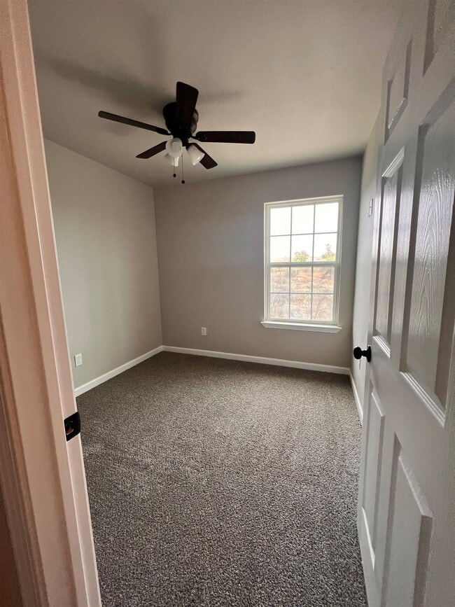 Building Photo - 109 Rockwell Way