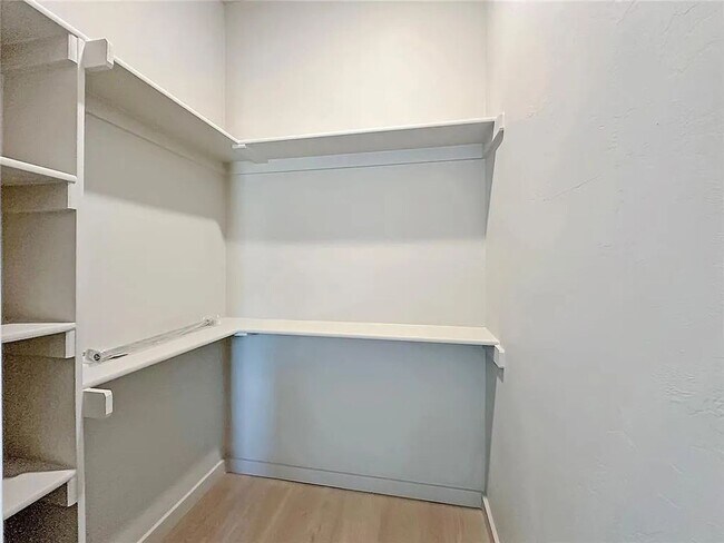 Building Photo - Stunning Brand-New 3 Bed, 2 Bath Home for ...