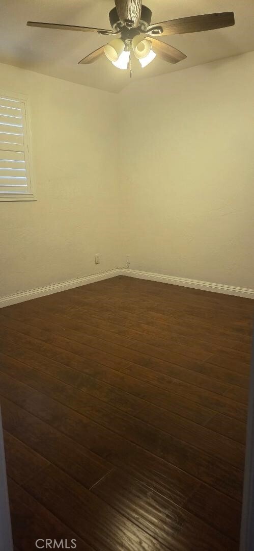 Building Photo - 1665 N Mills Ave