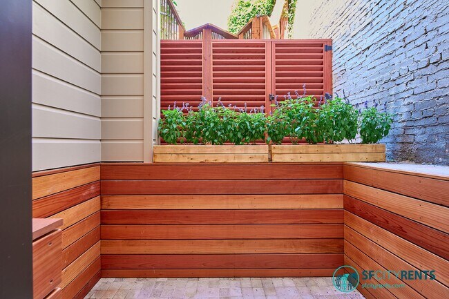 Building Photo - Intimate Super-Lux Home in Zen Garden Sett...