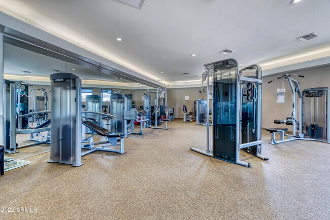 Building Photo - 20615 N Ventana Dr W