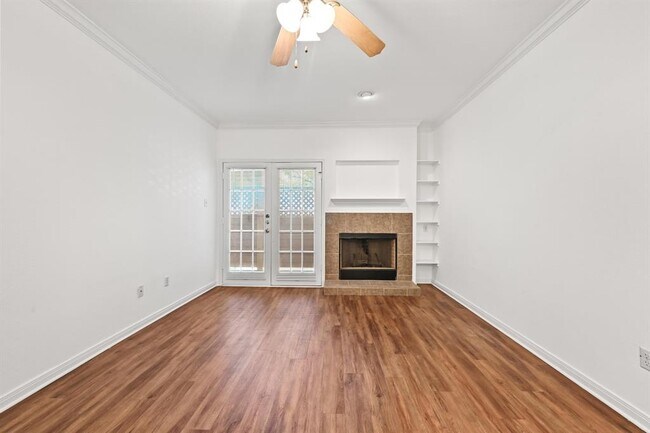 Building Photo - 3111 Tom Green St