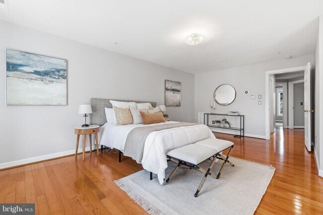 Building Photo - 7996 Reserve Way