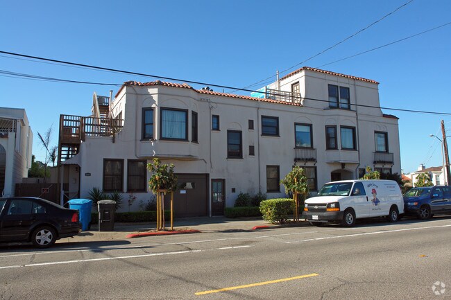 Primary Photo - 3145-3149 Cabrillo St