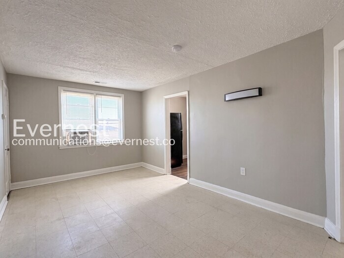 Building Photo - 1049 E Patapsco Ave
