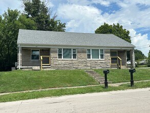 Building Photo - MPG387-389