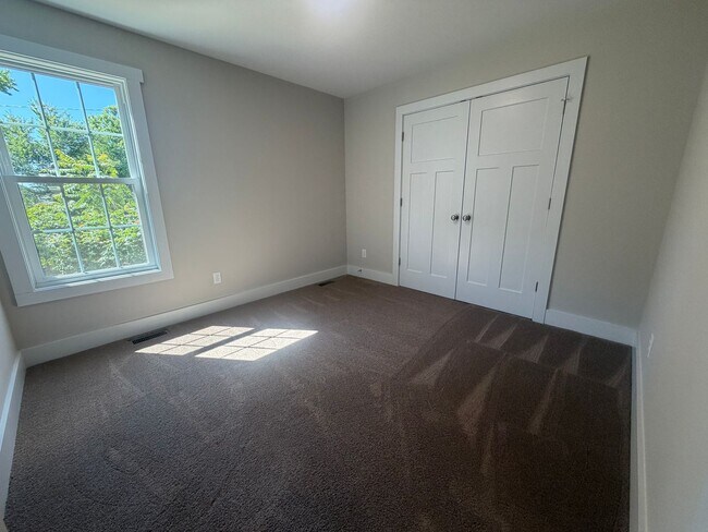 Building Photo - New Construction First Floor Duplex
