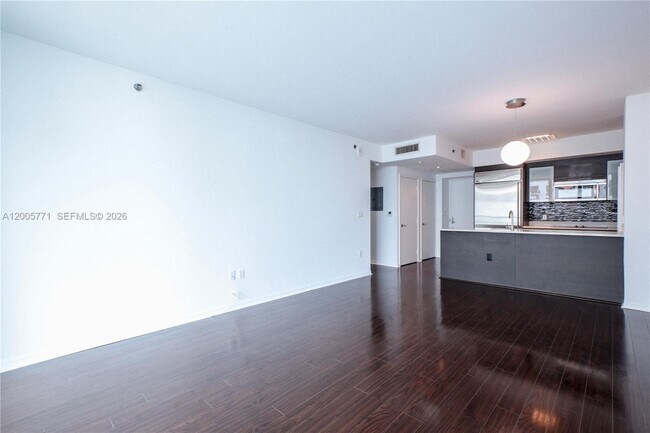 Building Photo - 500 Brickell Ave