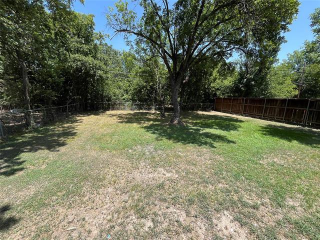 Building Photo - 11303 Trail Ln