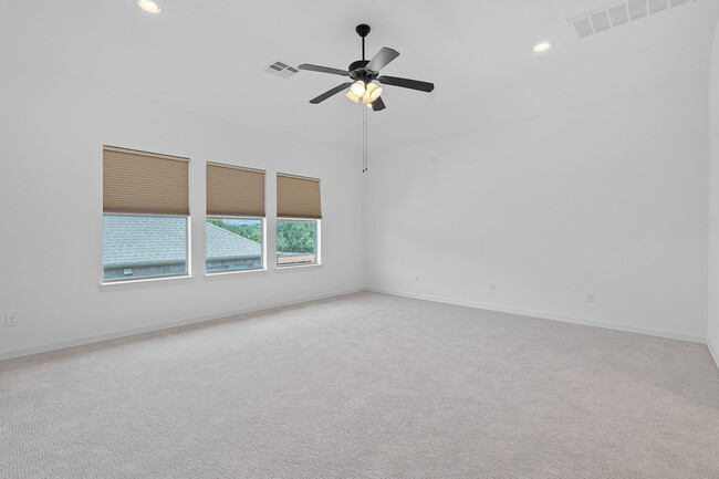 Building Photo - 13271 Mesa Verde Dr