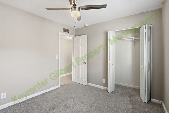 Building Photo - Charming Gilbert Home with Pool and Spacio...