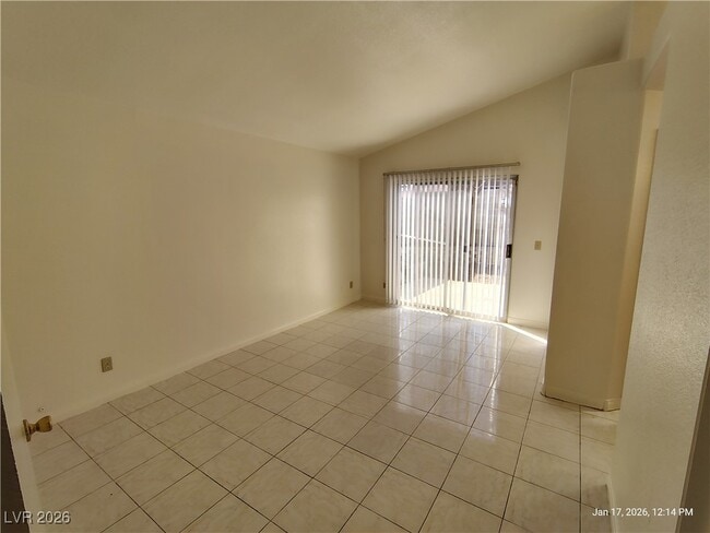 Building Photo - 1225 Taramar St