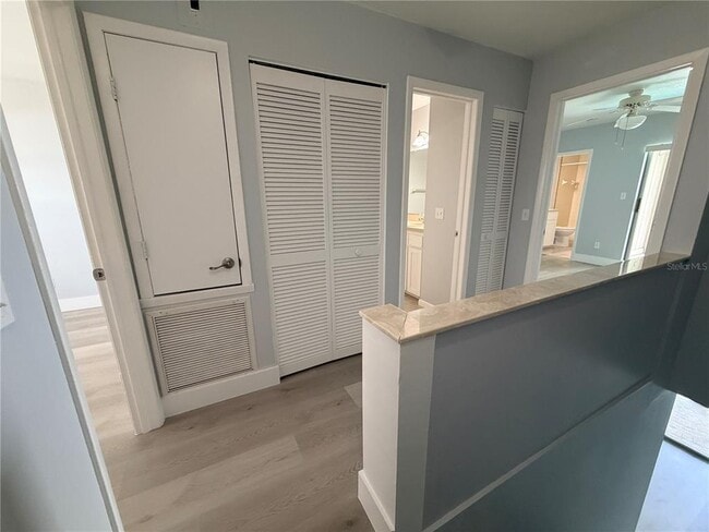 Building Photo - 920 Conecta Dr