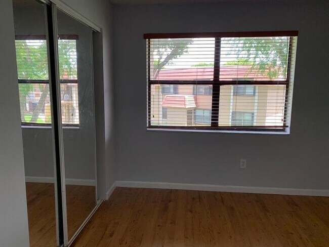 Building Photo - 14863 SW 104th St