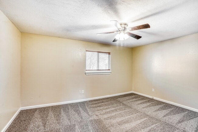 Building Photo - 17828 Cluster Ct