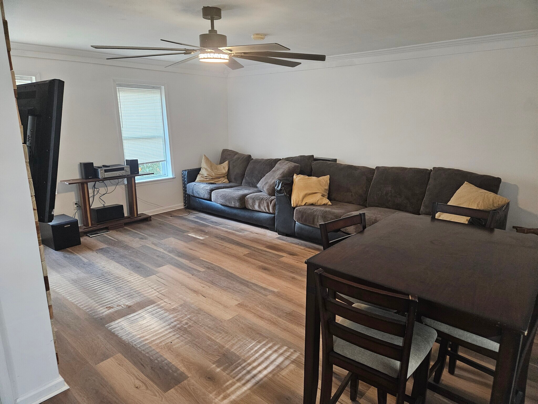 Building Photo - 166 Hampton Wills Dr