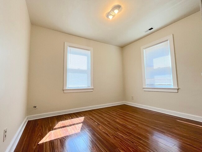 Building Photo - Charming 3-Bedroom Home for Rent