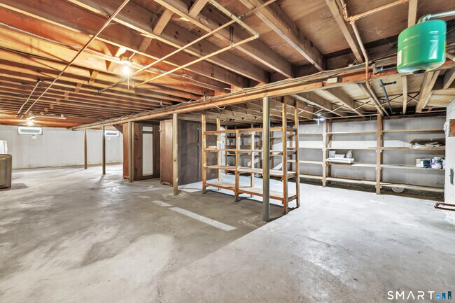 Building Photo - 200 Diane Terrace