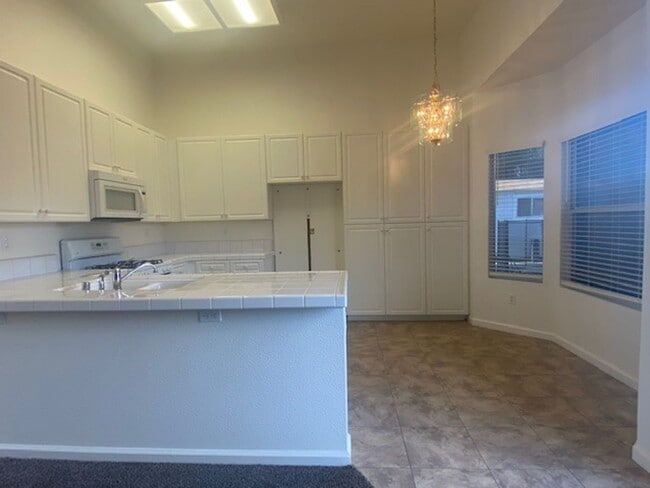 Building Photo - Corner lot with pool and RV parking!