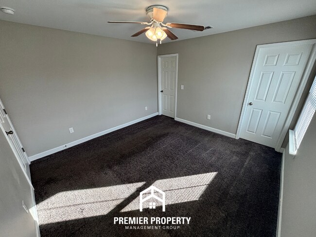 Building Photo - Family-Friendly 3BR Odenville Home with Stainless Steel Appliances & Spacious Backyard