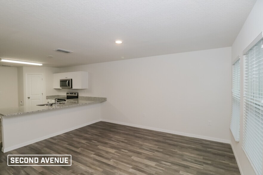 Building Photo - 2471 W Vespero St