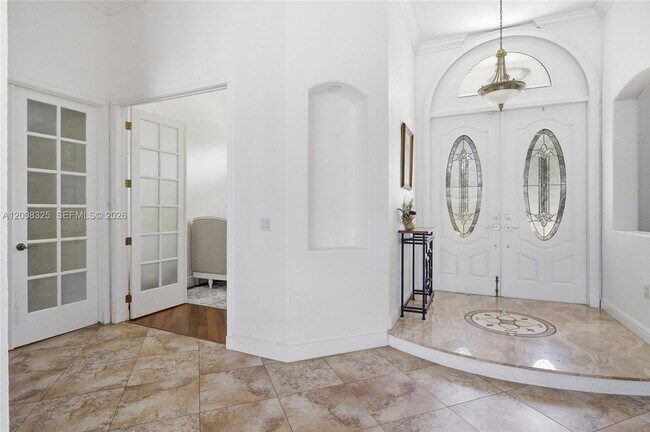 Building Photo - 20401 SW 48th Pl