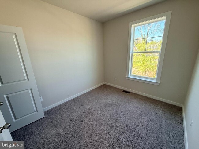 Building Photo - 315 Willis St