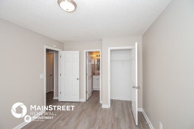 Building Photo - 147 Hillcrest Ct