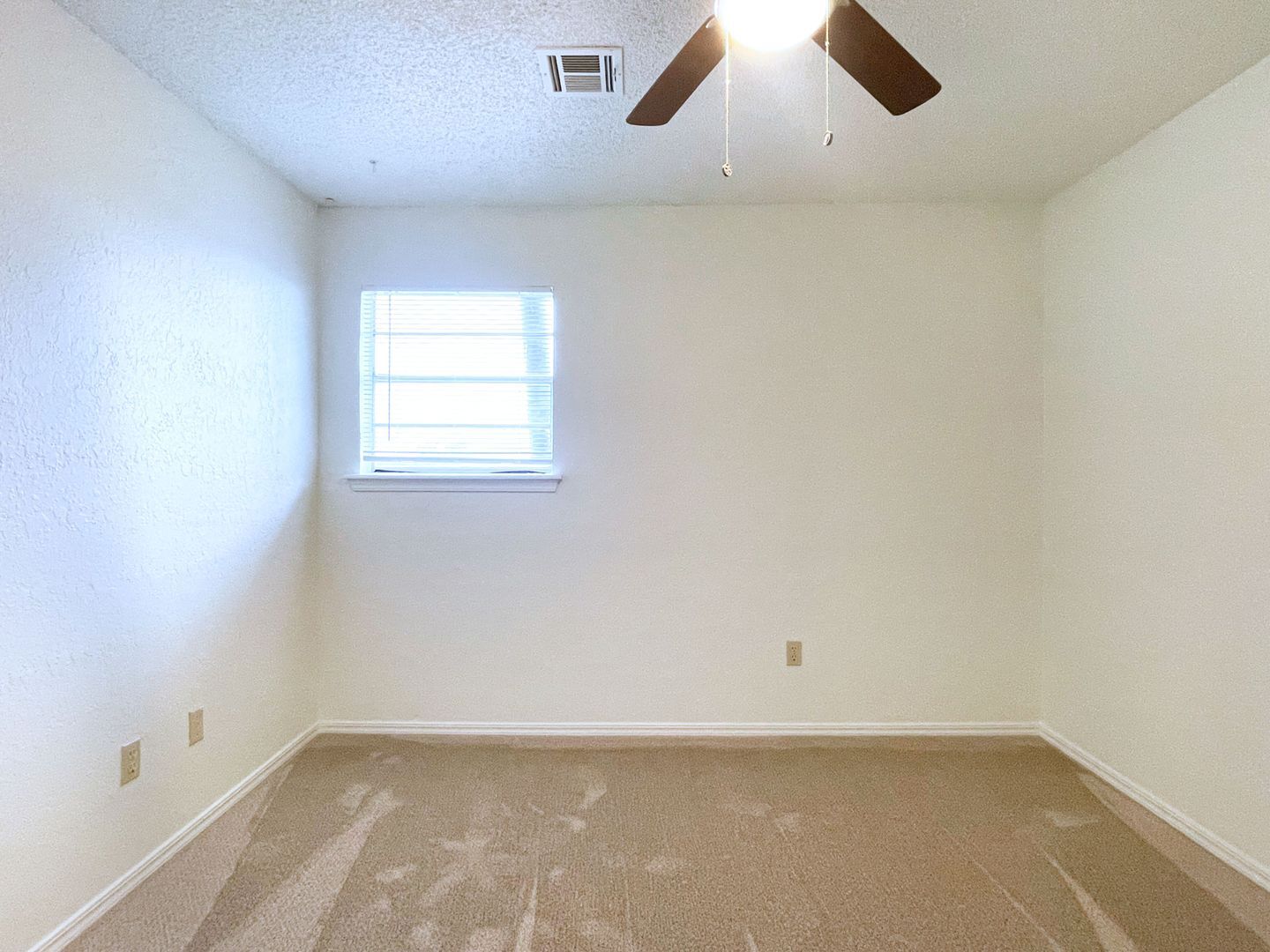 Building Photo - 10512 Harvest Moon Ave