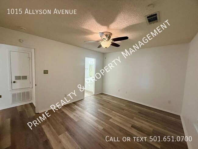 Building Photo - 1015 Allyson Ave
