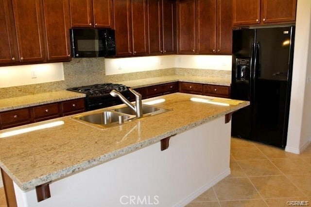 Building Photo - 28632 N Pietro Dr