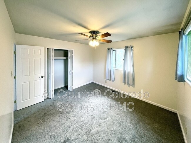 Building Photo - 1217 Cumberland St