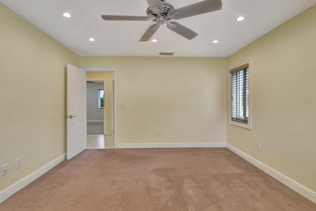 Building Photo - 4471 Brandywine Dr