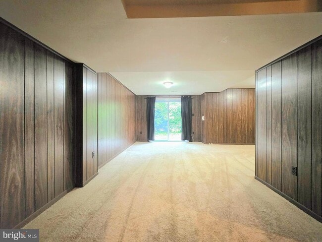 Building Photo - 5393 White Mane