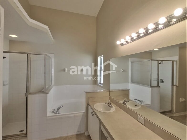 Building Photo - 5152 New Savannah Cir